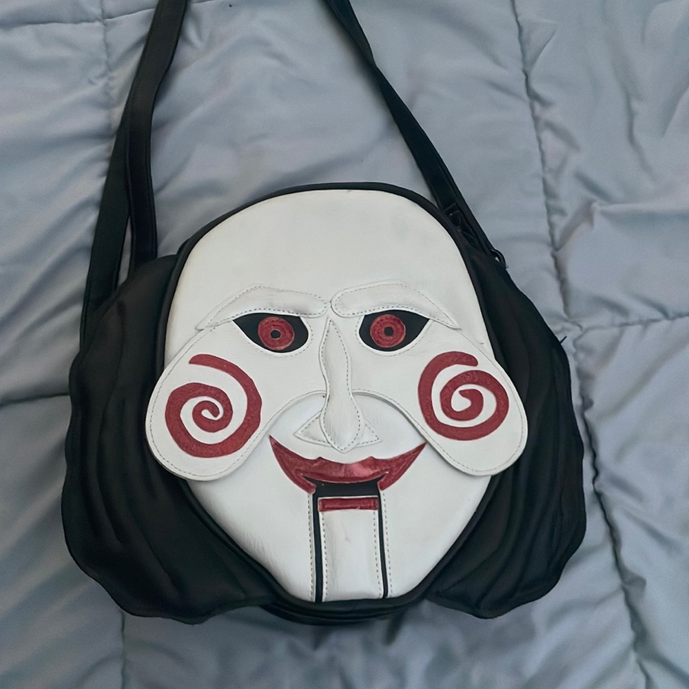 Jigsaw bag from mystic museum! 💕